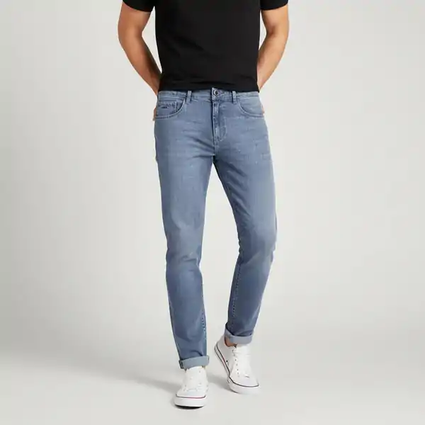 خرید شلوار لی پسرانه با 50% تخفیف