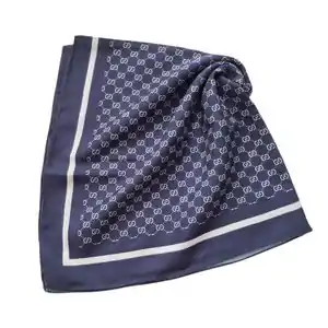 تخفیف 51% خرید انواع شال و روسری با کیفیت