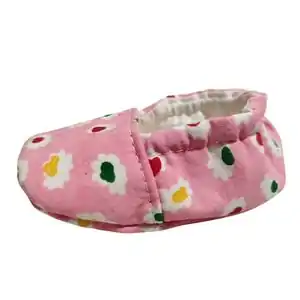 خرید کفش نوزاد با 60% تخفیف