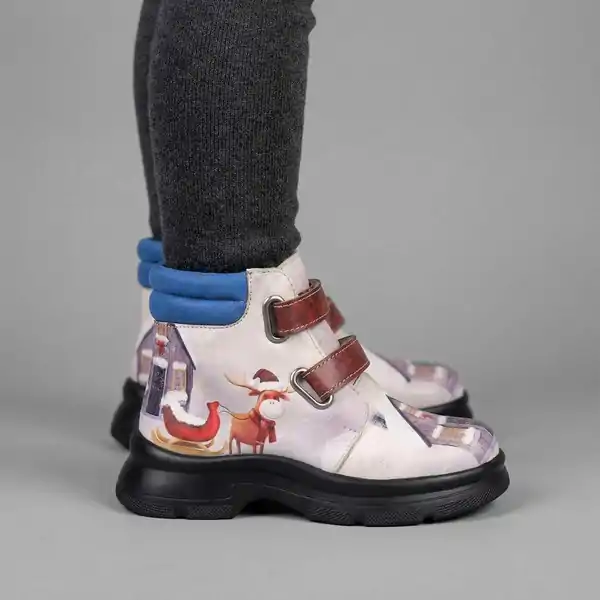 فروش انواع مدل کفش دخترانه تا 70% تخفیف