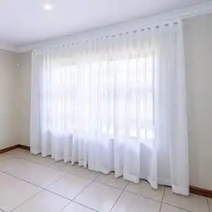 تخفیف 64% خرید انواع مدل پردهای جدید پذیرایی ساده